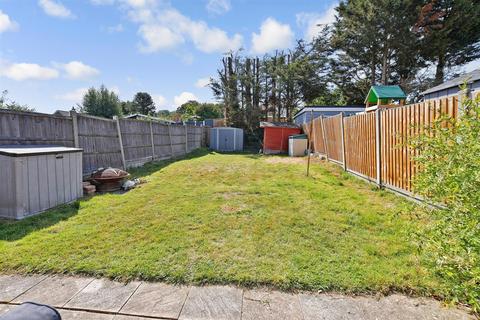 45 Collingwood Road, Basildon, SS16 4DZ