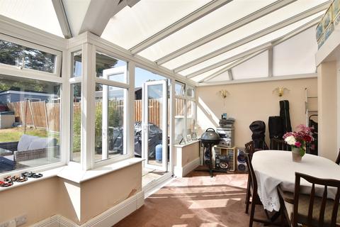 45 Collingwood Road, Basildon, SS16 4DZ