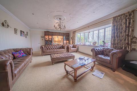 undefined, Alcester Road, Wythall, B47