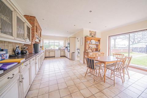 undefined, Alcester Road, Wythall, B47