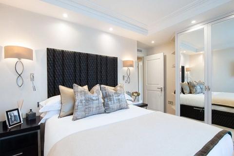 undefined, Fulham Road, London, SW3