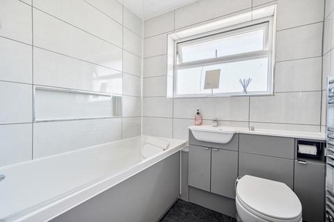 20 Darwin Close, Swindon, SN3 3NF