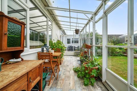 6 Caradon Close, Callington, PL17 7HF