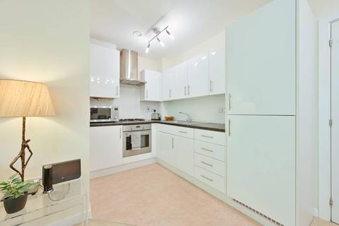 2 bedroom flat for sale, Adrian Close, Hemel Hempstead, HP1