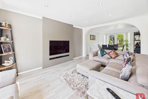 undefined, Kirby Drive, Luton LU3