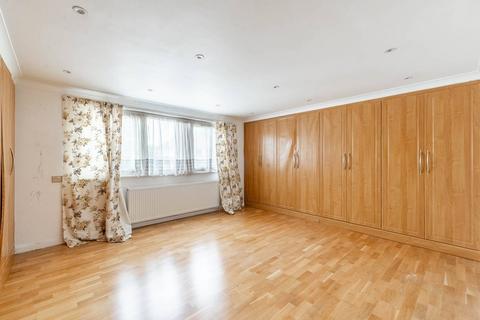 undefined, Staplefield Close, Hatch End, Pinner, HA5