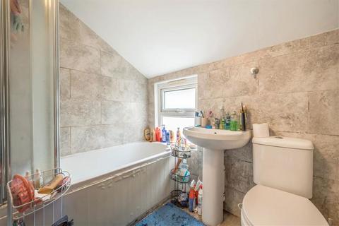 4 bedroom terraced house to rent, Farmdale Road, London SE10
