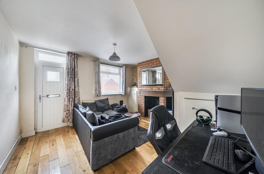 1324627-1-6894b0398182c