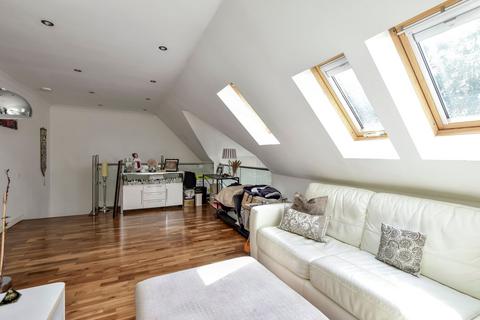 3 bedroom duplex for sale, Wharf Way, Hunton Bridge, WD4