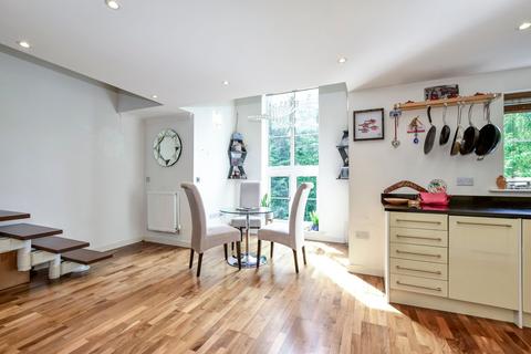 3 bedroom duplex for sale, Wharf Way, Hunton Bridge, WD4
