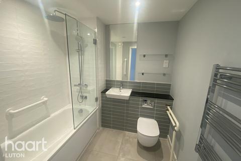 2 bedroom apartment to rent, Kimpton Road, Luton