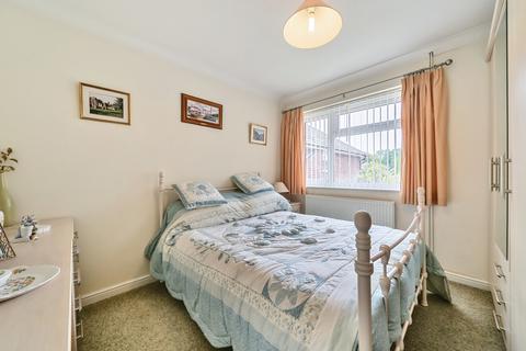 10 Cedar Grove, Bisley, Woking, GU24 9EF