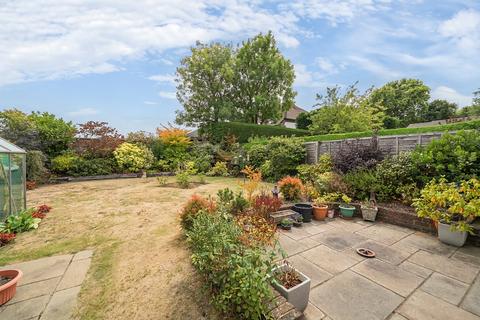 10 Cedar Grove, Bisley, Woking, GU24 9EF