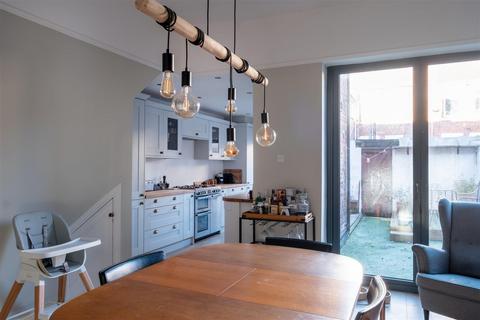3 bedroom terraced house for sale, Balmoral Terrace, Heaton, Newcastle Upon Tyne, Tyne & Wear, NE6