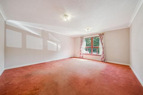 2/1, 11 Auldburn Place, Glasgow, G43 1JU