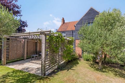 4 bedroom detached house for sale, Elegant Living in the Heart of Snettisham