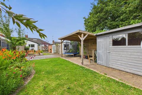 2 bedroom semi-detached bungalow for sale, Highfield Road, Blacon, CH1