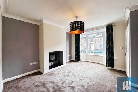 2 bedroom terraced house to rent, Elizabeth Street, Elland, HX5