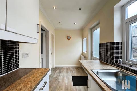 2 bedroom terraced house to rent, Elizabeth Street, Elland, HX5