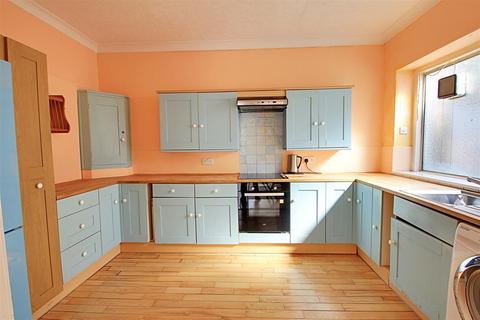 undefined, 32 Langley Hill, Kings Langley
