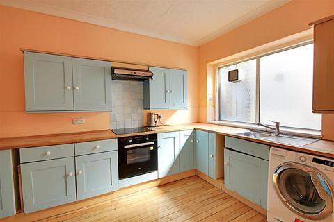 undefined, 32 Langley Hill, Kings Langley