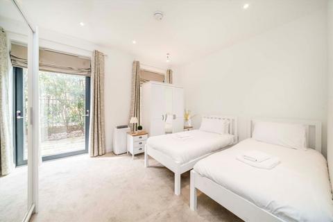 undefined, Ashchurch Grove, London W12