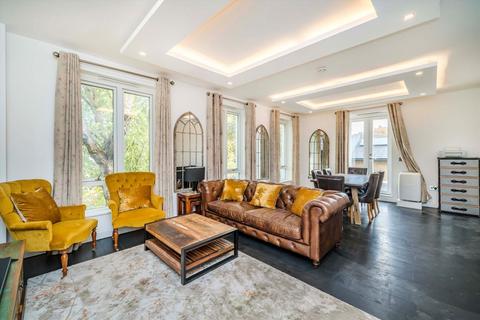 5 bedroom semi-detached house for sale, Ashchurch Grove, London W12