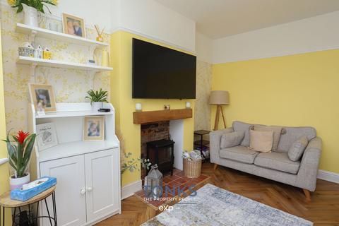 3 bedroom semi-detached house for sale, Hagley Road, Halesowen B63