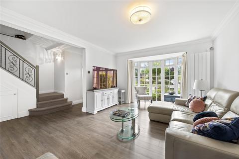 undefined, Cotswold Close