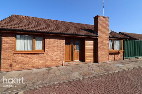 2 bedroom bungalow for sale, Osprey Road, Leicester