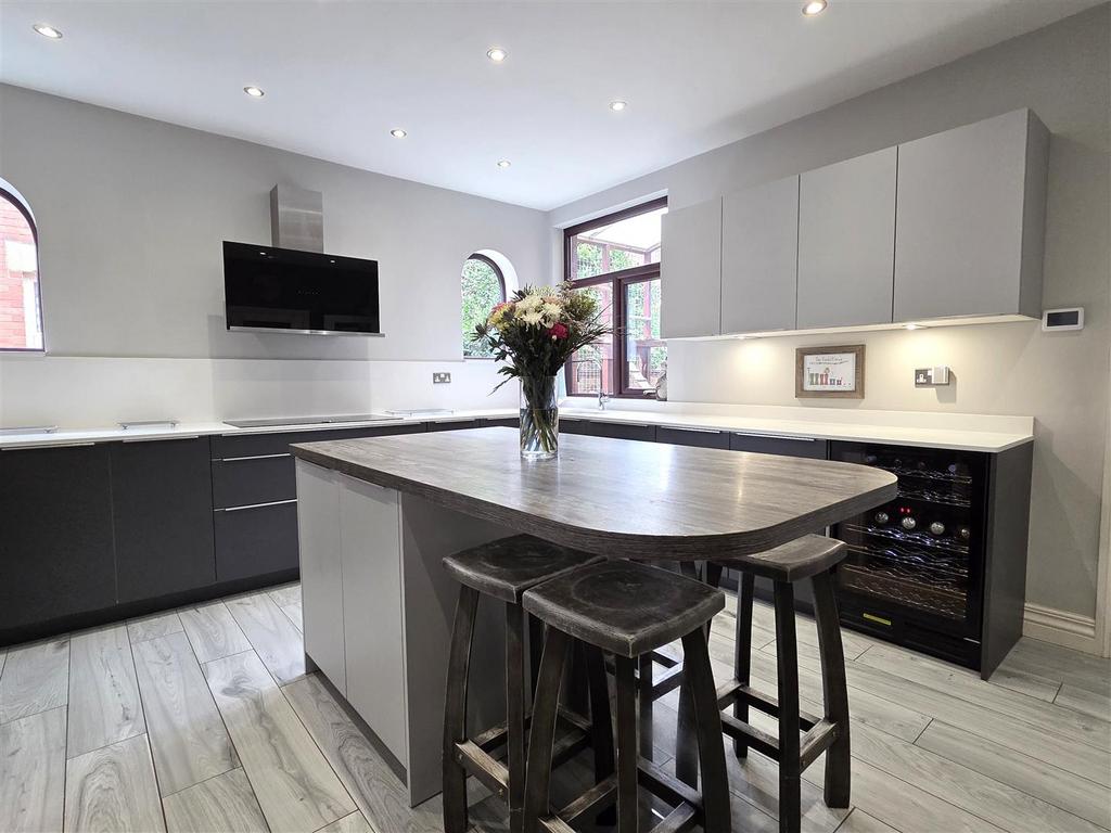 Breakfast kitchen