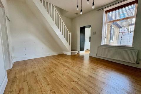 2 bedroom end of terrace house for sale, East Street , Crawshawbooth , Rossendale , Lancashire, BB4 8LJ