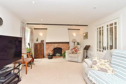 3 bedroom semi-detached house for sale, Rochester Road, Cuxton, Rochester, Kent