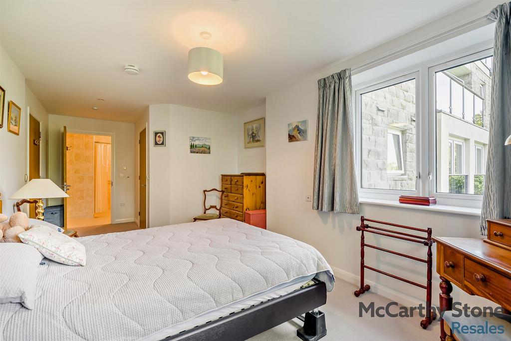 8657907-interior18-800.jpg
