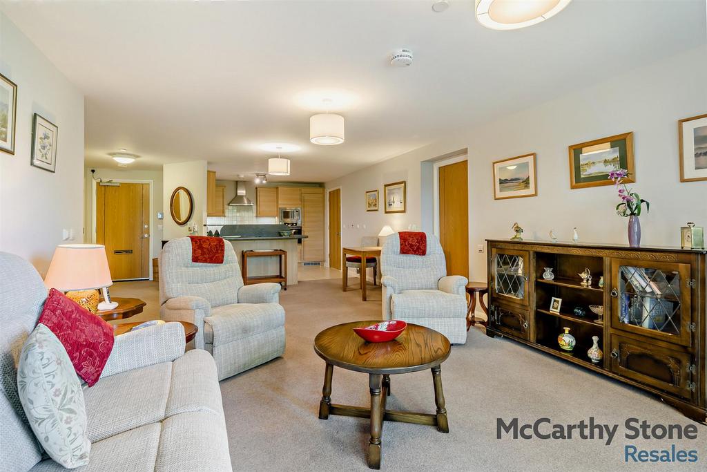8657907-interior04-800.jpg