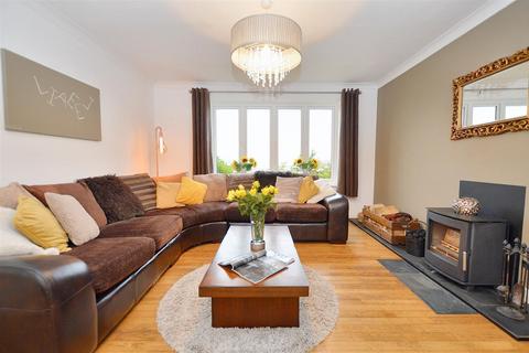 5 bedroom detached house for sale, Cromer Road, Beeston Regis, Sheringham