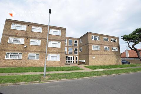 2 bedroom flat for sale, Brighton Road, Holland-on-Sea, Essex, CO15 5SR