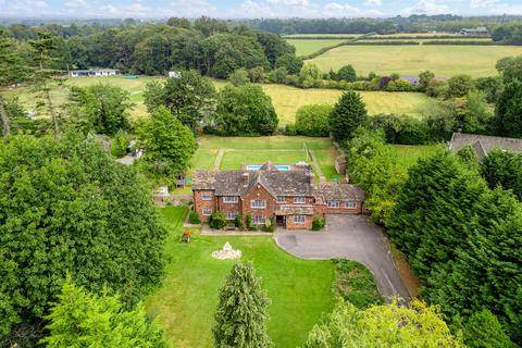 undefined, Hale Road, Hale Barns