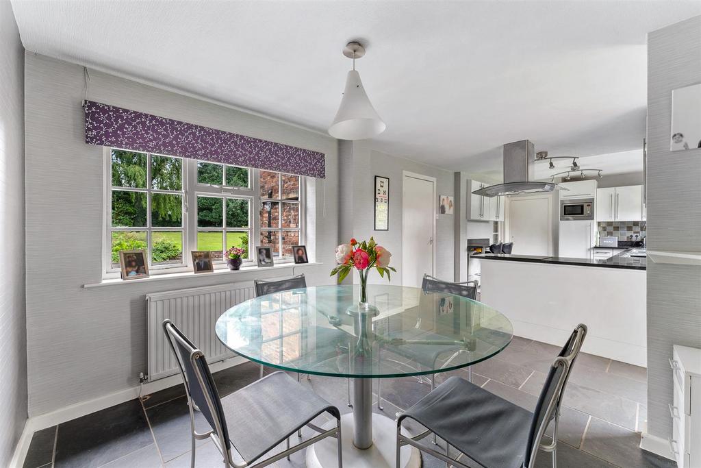 Breakfast Kitchen