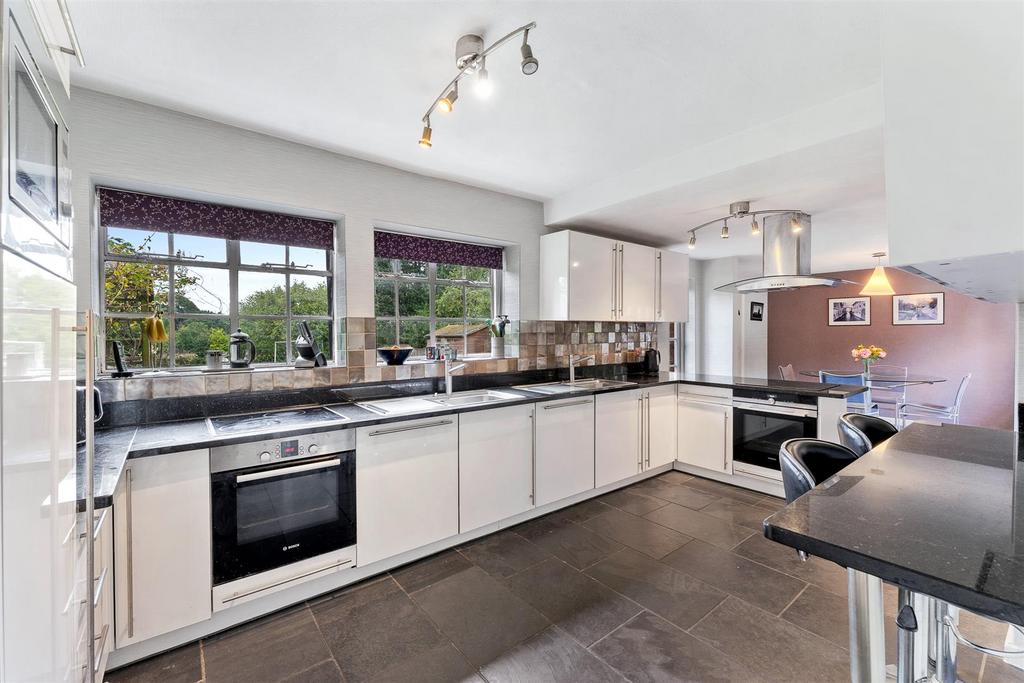 Breakfast Kitchen