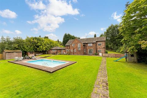 undefined, Hale Road, Hale Barns