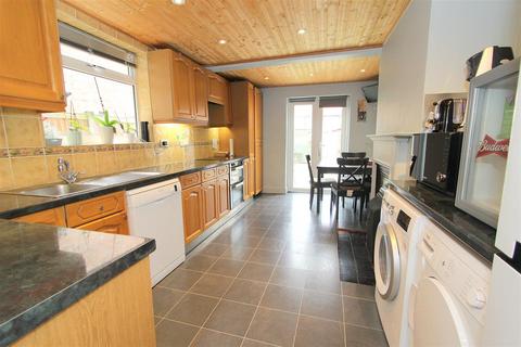 12 Wolseley Road, Mitcham, CR4 4JQ