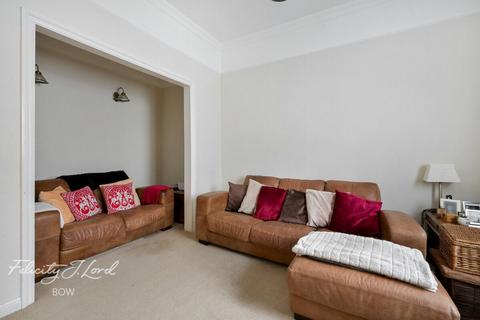 Ellesmere Road, London