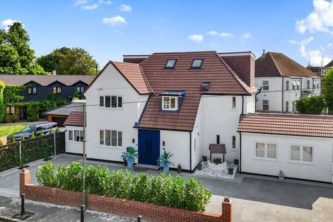 5 bedroom detached house for sale, Hithermoor Road, Surrey TW19