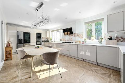 5 bedroom detached house for sale, Hithermoor Road, Surrey TW19