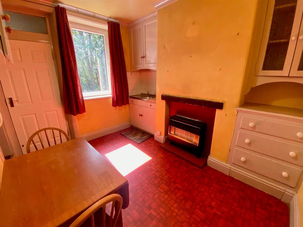Dining room.jpg
