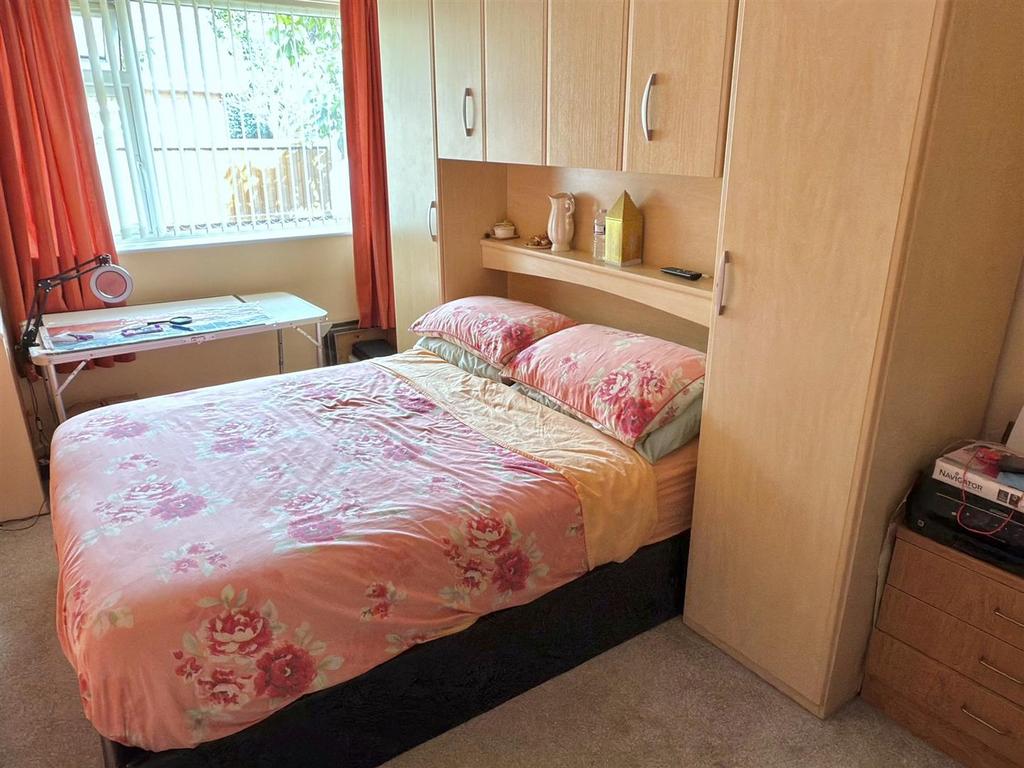 BED 3.jpg