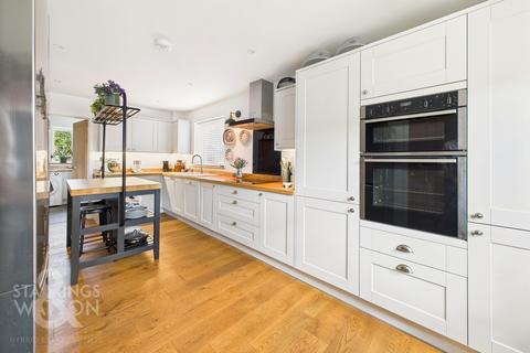 4 bedroom detached house for sale, High Road, Needham, Harleston