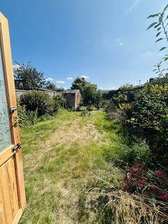 undefined, Carnarvon Avenue, Enfield EN1