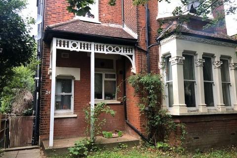undefined, Birdhurst Road, South Croydon, CR2